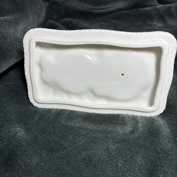 Byzantium Trinket Box Elizabeth Arden Cat on Pillow Made in Japan 1980s - Picture 7 of 11